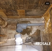 Замена участка старой чугунной трубы на новую ПП трубу. 
Возможность приобрести все сопутствующие материалы напрямую у нас.