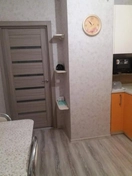 Ремонт кухни "под ключ" штукатурка 90°, ламинат, фартук, поклейка обоев 