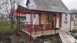 Навес с лавками и столом