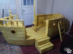 Изготовление деревянного корабля для детского сада