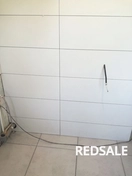 Керамогранит пол 50/50 стены керамика 25/90.