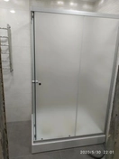 Установка душевого уголка