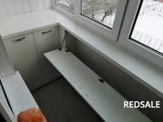 Изготовление тумб на заказ выполнено из ЛДСП, с учетом всех пожеланий клиента. Прочные материалы обеспечивают долговечность, а точная подгонка деталей — идеальное размещение. Процесс включал создание каркаса, установку фурнитуры и финальную отделку.