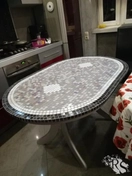 Оклейка мозаикой стола