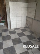 Укладка плитки на пол ,в шахмотном порядке