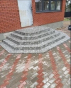 Облицовка крыльца, укладка верхней площадки по диагонали