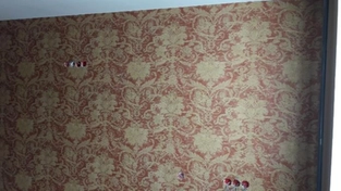 Поклейка виниловых обоев на бумажной основе