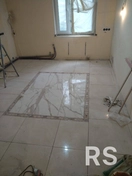 Подведение труб к точке на кухне + разводка труб в туалете и ванной. Укладка керамогранита.