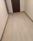 Укладка ламината с полной подготовкой полов, монтаж плинтусов 