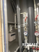 Монтаж гребенки, развод труб, подключение водонагревателя.