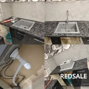 Монтаж (врезка) кухонной мойки с полным подключением. Установка сифона и смесителя.