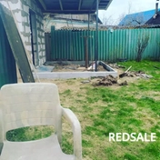 Использованы: строительные блоки, утеплитель, гидроизоляция, кровельные и отделочные материалы.