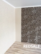 Осуществлял поклейку флизелиновых обоев, предварительно подготовив стены. Поклейка и подготовка стен под обои от 5 р м2.