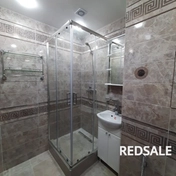 Чистовая работа по установке душевого уголка, умывальника и т.д.