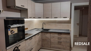 Пример сборки кухни под ключ. С встроенной и подключенной техникой.